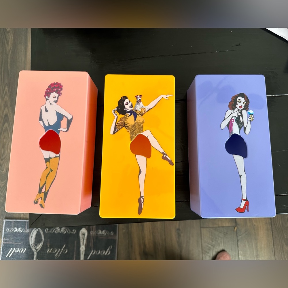 Fun brand new tissue box covers!!